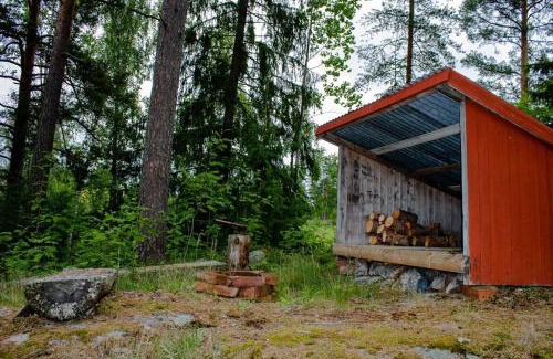 Falun House | Bagarstugan: Family & Pet Friendly Retreat with Great Ratings