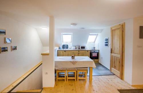 Szentgal House | Top-Rated Bakony-Cinca Vendégház: Family-Friendly Retreat
