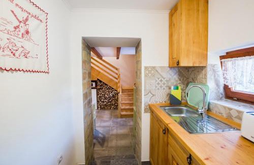 Szentgal House | Top-Rated Bakony-Cinca Vendégház: Family-Friendly Retreat