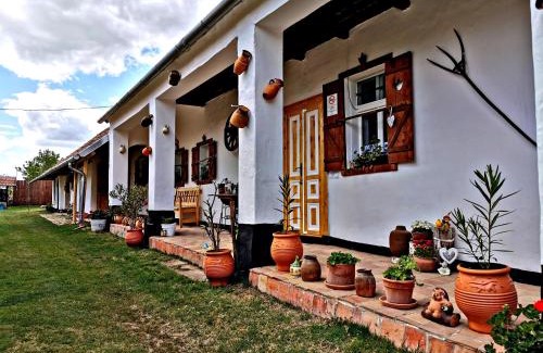 Bakonykoppany House | Experience Comfort at Bakonyi Kis-Lak - Rated 9/10