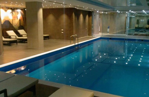 Bakuriani Apartment | Bakuriani Deluxe Apartment with Pool & Breakfast Included