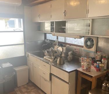 Matsuyama House | Highly Rated Bakushuku Den Guest House with Breakfast & Kitchen