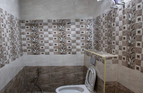 Kalapettai Hotel | Budget-Friendly Stay at Bala Residency - Family Friendly