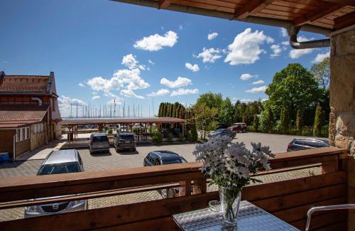 Balatonkenese Hotel | Seaside Bliss at Balatonfői Yacht Club - Guest Rated 9/10