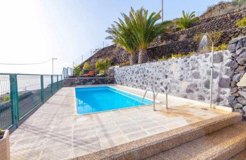 Las Indias House | Discover Balcón Atlántico: Family-Friendly 4-Star Retreat