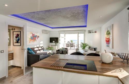 La Capellania Apartment | Oceanfront Bliss at Balcón de Benalmádena - Rated 10/10