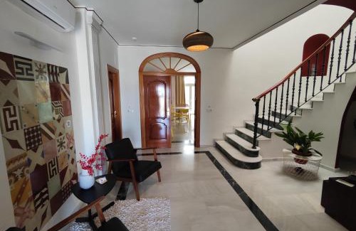 Barrio de la Villa House | Discover Balcón de la Villa: Pet-Friendly Comfort Awaits