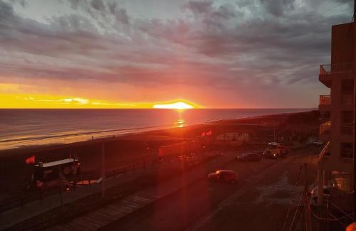 Monte Hermoso Apartment | Beachfront Bliss at Balcón del Mar - 10/10 Guest Rated