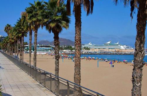 Las Palmas de Gran Canaria Apartment | Oceanfront Bliss at Balcón de la Bahía Gran Canaria