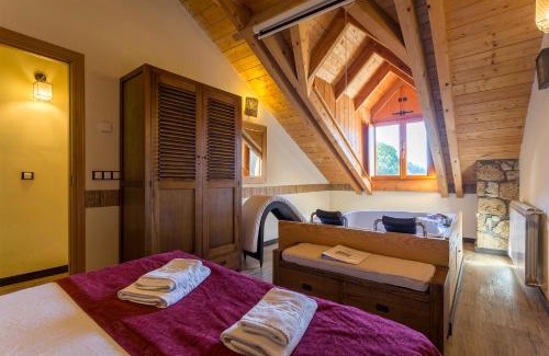 Buesa Hotel | Enchanting Balcon del Pirineo with Hot Tub & Pet Friendly