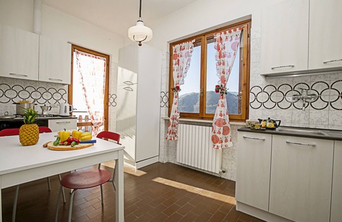 Voltino Apartment | Inviting Balcone Panoramico sul Garda in Tremosine, Italy