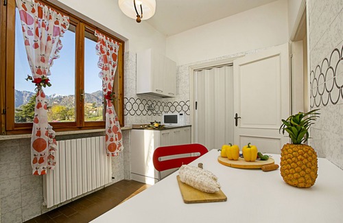 Voltino Apartment | Inviting Balcone Panoramico sul Garda in Tremosine, Italy