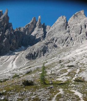 Dosoledo Apartment | Discover Balcone sulle Dolomiti: Family-Friendly Retreat
