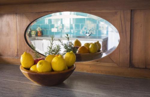 Los Balcones Hotel | Oceanfront Oasis at Balcones de Piedad with Pool Access
