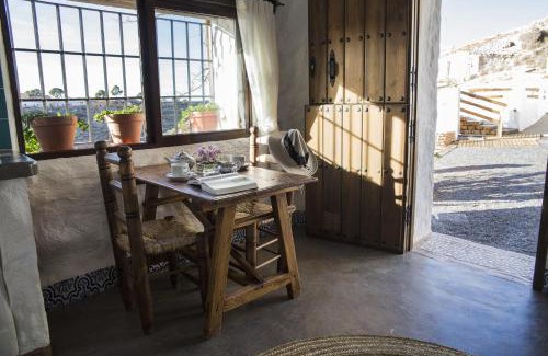 Los Balcones Hotel | Oceanfront Oasis at Balcones de Piedad with Pool Access