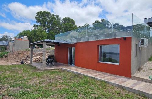 Villa Parque Siquiman House | Delightful Balcones del Lago: Oceanfront Pool Escape