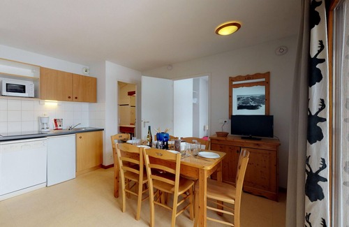 Termignon Apartment | Cozy Balcons B 024 in Vanoise National Park – Family-Friendly