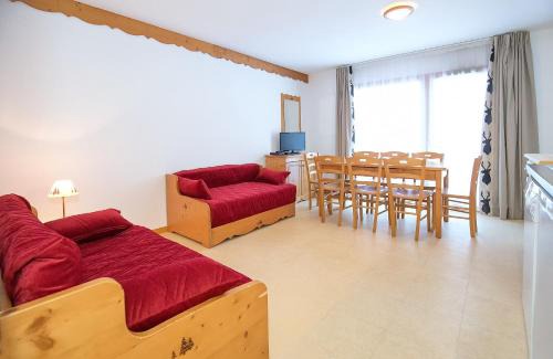 Termignon Apartment | Les Balcons: Family-Friendly Retreat Near Vanoise National Park