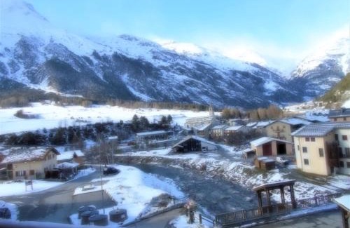 Termignon Apartment | Discover Les Balcons: Family-friendly Getaway Near Vanoise