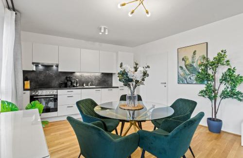 Simmering Apartment | Balcony Apartment Near City Center - Family-Friendly Stay