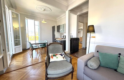 Musicians Quarter Apartment | Oceanfront Balcony Excelsior 1 - Ideal for Family Getaways