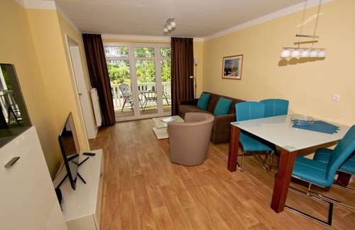 Gohren Apartment | Ocean View Apartment with Free Access to AHOI Adventure Pool