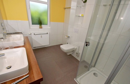 Gohren Apartment | Ocean View Apartment with Free Access to AHOI Adventure Pool