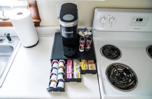 Nashua Apartment | Pet-Friendly Retreat with Balcony, Perfect for Downtown Strolls