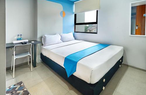 Gandaria-selatan House | Family-Friendly Bale Resident: A Budget Retreat Awaits