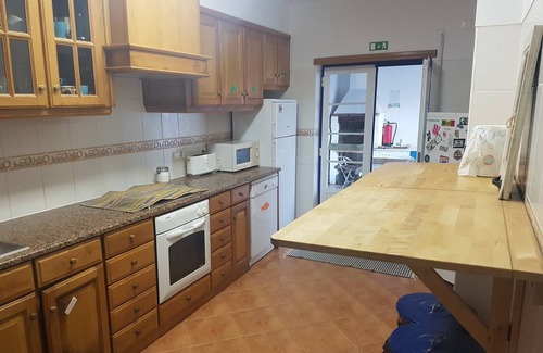 Baleal House | Relaxing Baleal GuestHouse: Family-Friendly with Spa & Kitchen