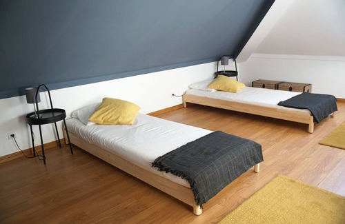 Baleal House | Relaxing Baleal GuestHouse: Family-Friendly with Spa & Kitchen