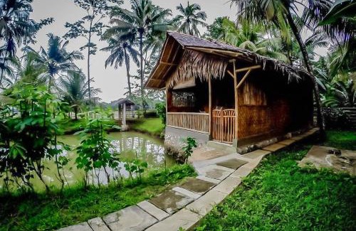 Pangandaran Hotel | Family-Friendly Stay at Baleku Bamboo Retreat with Great Reviews