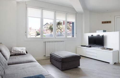 Getaria Apartment | Pet-Friendly BALENTZIAGA Getaria with Ocean Views Await!