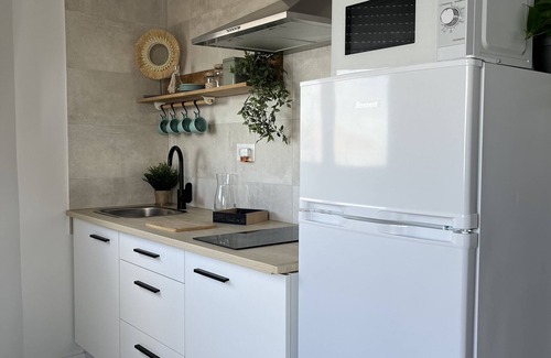 Balerma Condo | Relax at Balerma Beach with Ocean View & Spa Amenities