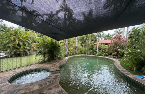 Balgal Beach Apartment | Relax at Balgal Beach Units with Oceanfront Views