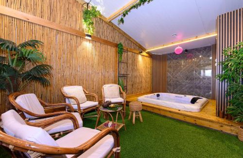 Daliyat al-Karmel Bed & Breakfast | Discover Bali Carmel Zimmer & Spa - Guest Rated 9.7/10!