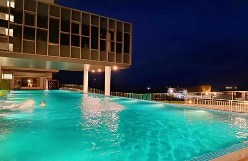 Malacca City Apartment | Family-Friendly Bali Residence with Pool Near Jonker