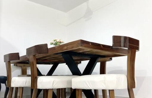 Villa Hermosa Apartment | Relaxing Bali Style Apartment with Pool & Family Amenities