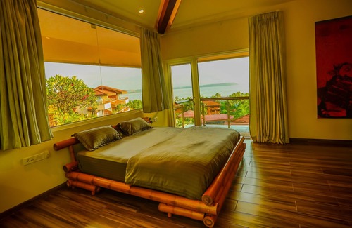 Reis Magos Villa | Serene Balinese Sea View Villa with Infinity Pool Retreat