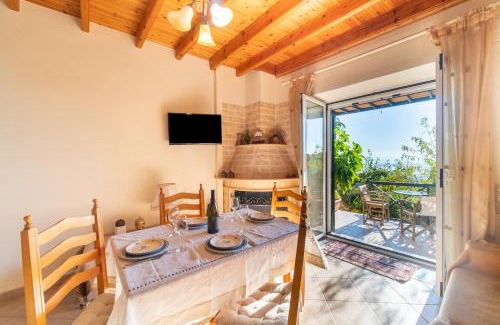 Chlomos House | Balis Panorama: Pet-Friendly 4-Star Escape with Great Reviews