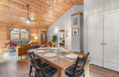 Stanley House | Balk Oasis: Relax with Mountain Views & Hot Tub Comfort