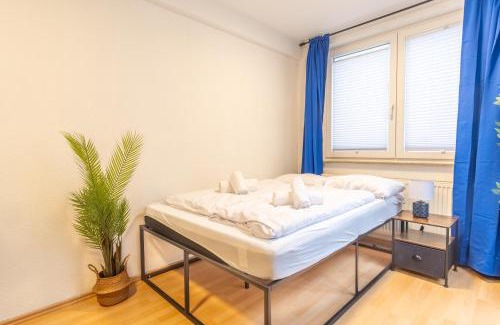 Bad Duerrenberg Apartment | Cozy Retreat with Balcony, 4K TV & Netflix Access