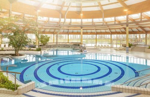 Gohren Apartment | Seaside Retreat: AHOI Experience & Pet-Friendly Stay in Sellin