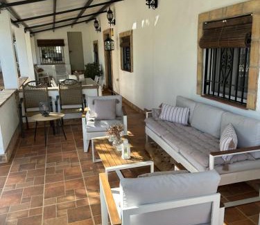 Cordoba House | Ballesterin: Pet-Friendly Hotel with Oceanfront Pool