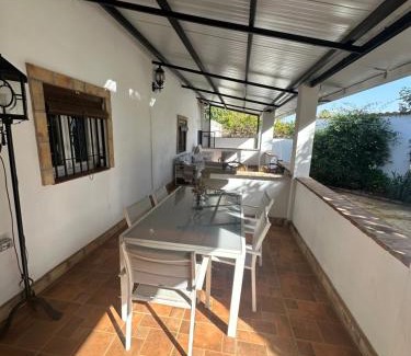 Cordoba House | Ballesterin: Pet-Friendly Hotel with Oceanfront Pool