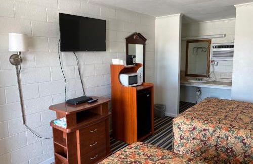 Ballinger Hotel | Affordable Family-Friendly Stay at Ballinger Inn
