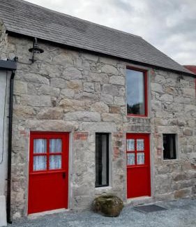 Ballymartin Apartment | Enjoy Family-Friendly Stays at Ballykeel Farm, Mourne Mountains