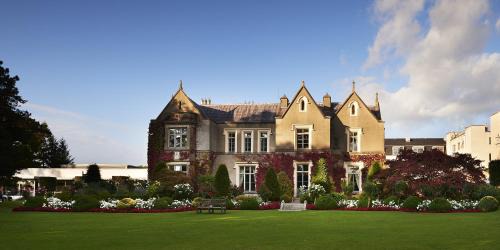 Ballymascanlan Hotel | Explore Ballymascanlon Hotel & Golf Resort with Ocean Views