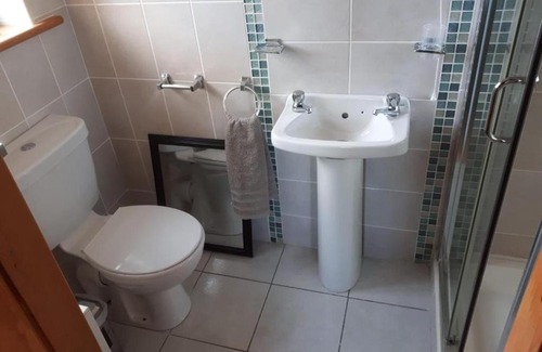 Corofin House | Exceptional Ballytigue House: Guest Rated 10/10 Stay