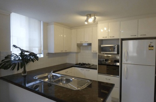 Balmain Apartment | BUCHN - Balmain Apartment with Pool & Great Location